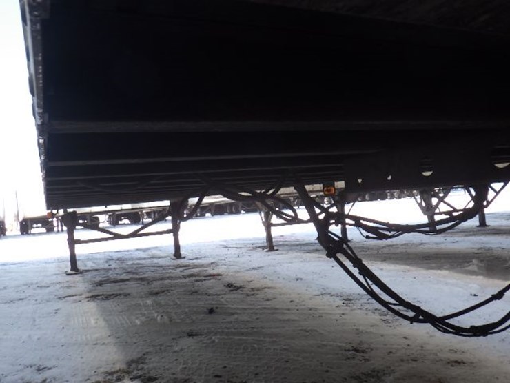 2016-great-dane-van-image-22