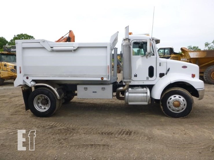 2000-peterbilt-330-image-3