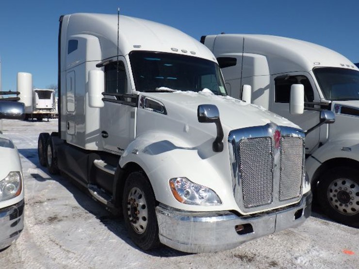 2020-kenworth-t680-image-3