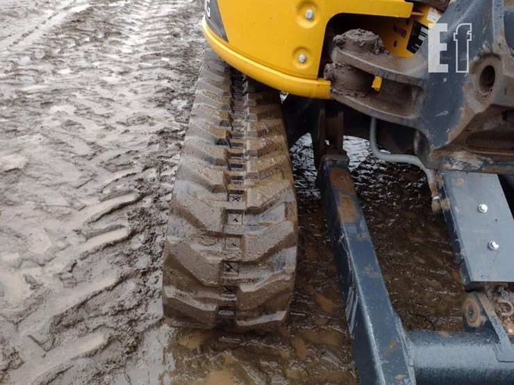 2023-deere-30g-image-42