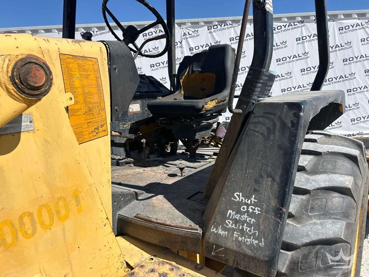 1992-deere-210c-image-17