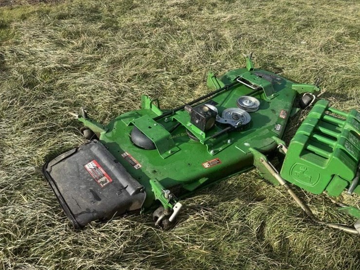 john-deere-3033r-image-18