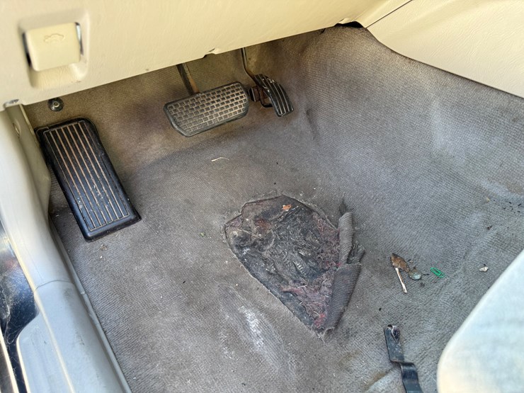 2005-suzuki-xl7-image-25