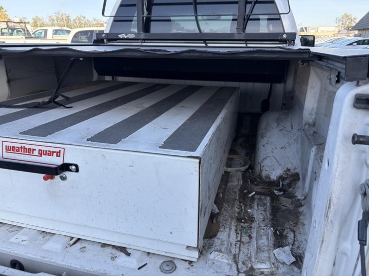 2014-ford-f150-image-26