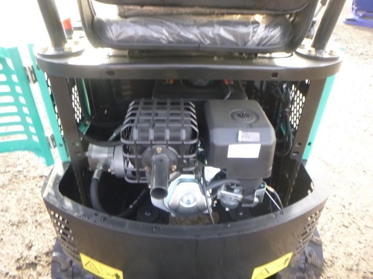 agt-qh12r-hydraulic-excavator-image-24