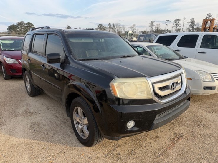 2011-honda-pilot-image-2