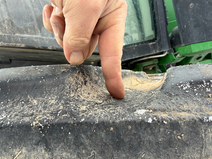 2015-john-deere-8370rt-image-12