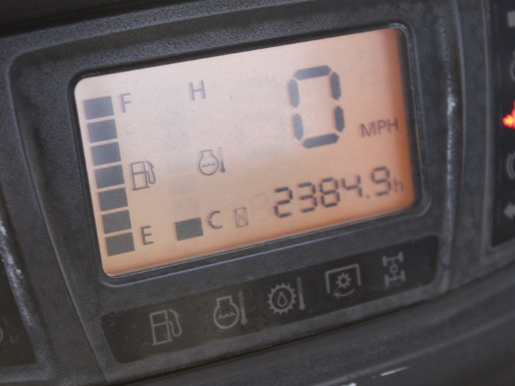 #2308-•-2014-kubota-rtv-image-6