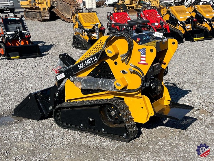 2026-agt-mx-mrt14-compact-track-loader-mini-skid-steer-image-3