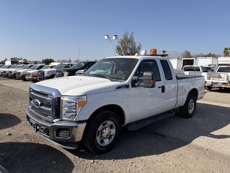 2011-ford-f250-image-1