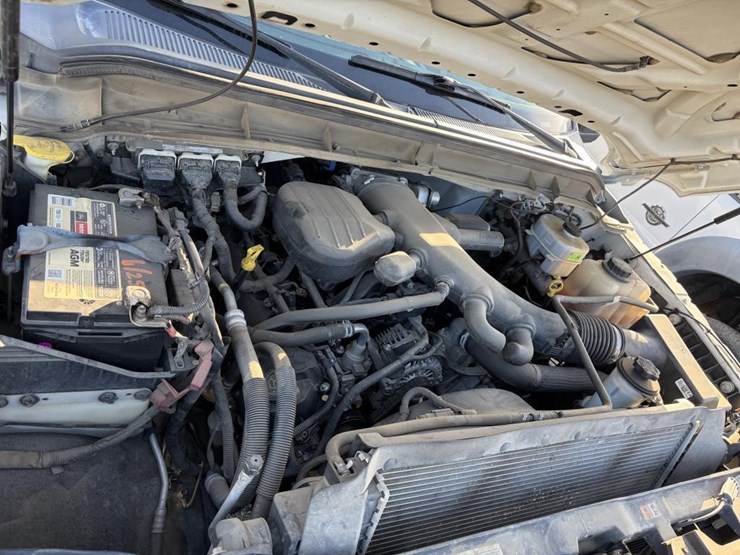 2015-ford-f550-image-7