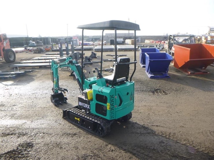 agt-mh12rx-hydraulic-excavator-image-4