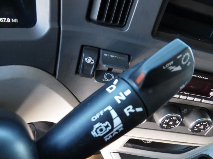 2023-peterbilt-579-image-20