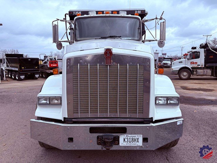 2016-kenworth-t800-image-6