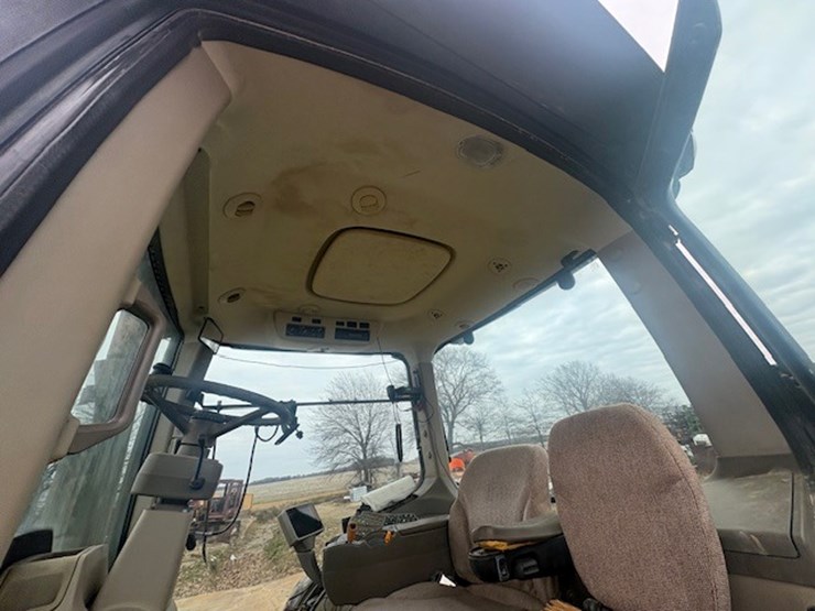 john-deere-8320r-image-53