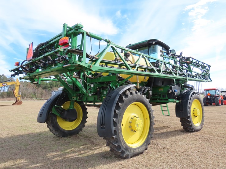 2022-john-deere-r4023-image-12