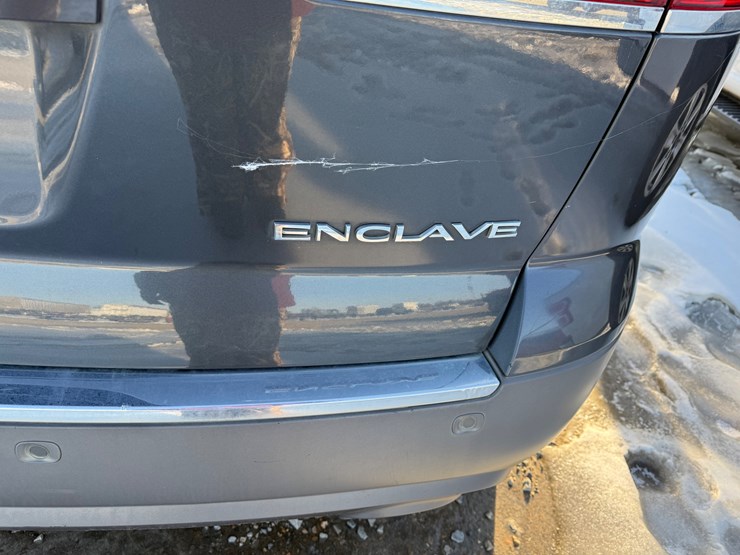 2012-buick-enclave-image-10