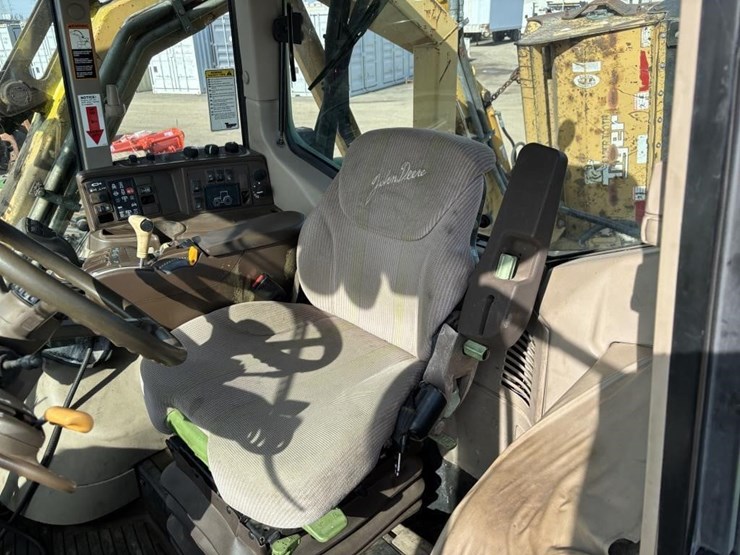 2005-john-deere-7220-image-22