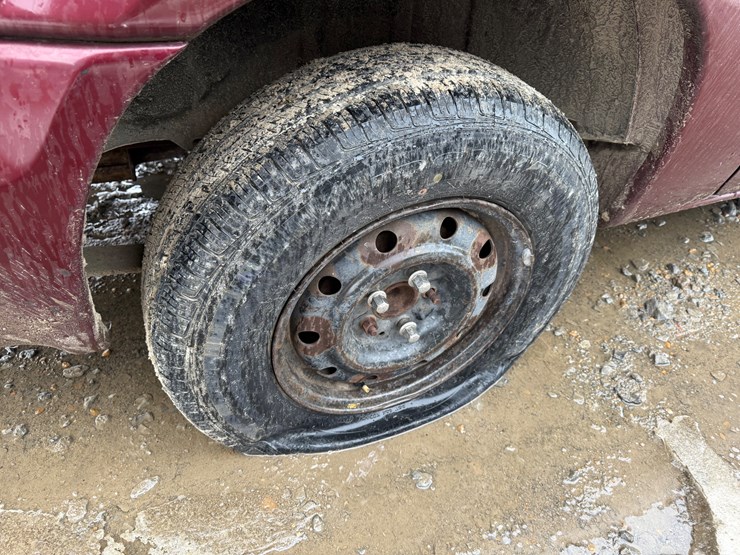 2002-dodge-grand-caravan-image-12