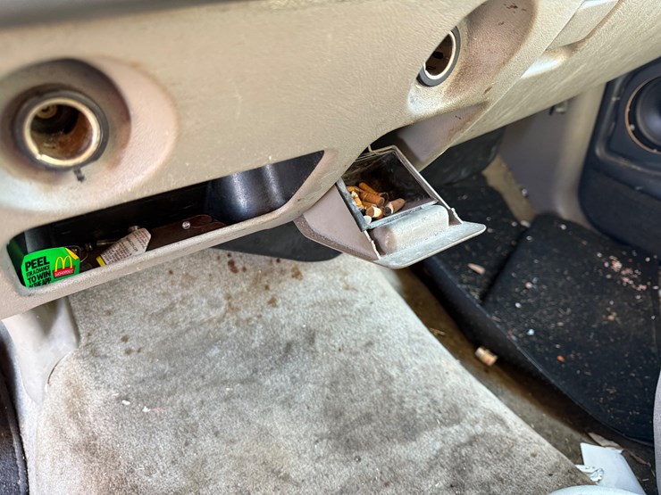 2004-chevrolet-tahoe-image-38