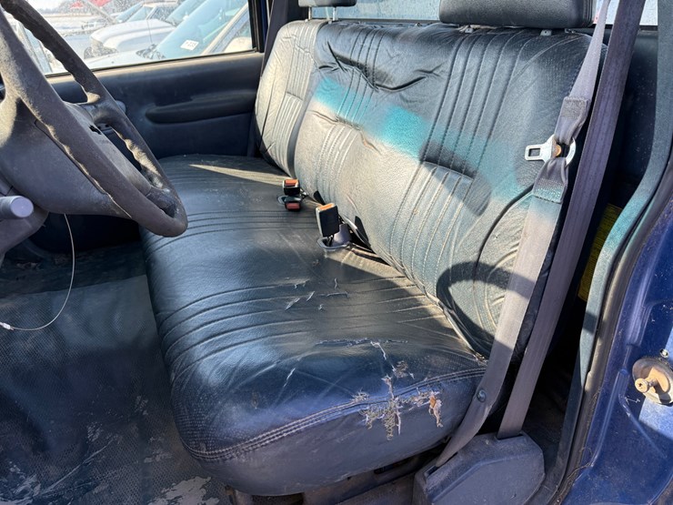 1997-chevrolet-3500-image-30