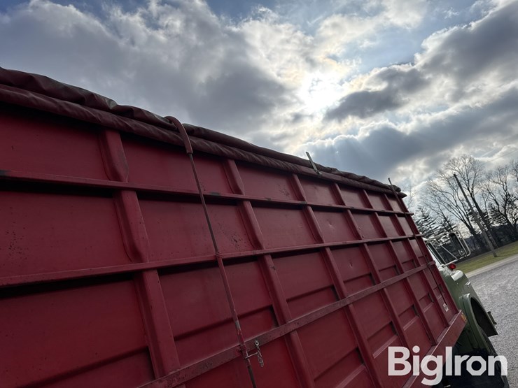 1973-ford-c750-image-15