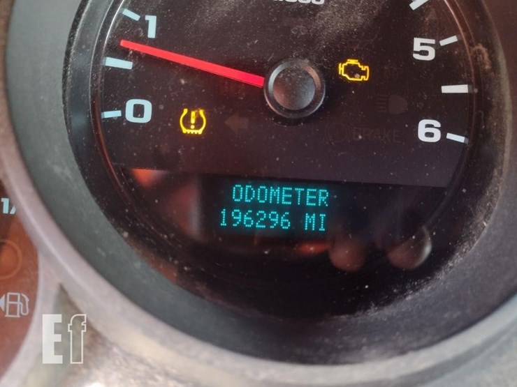 11-chevy-1500-truck^title^-image-8