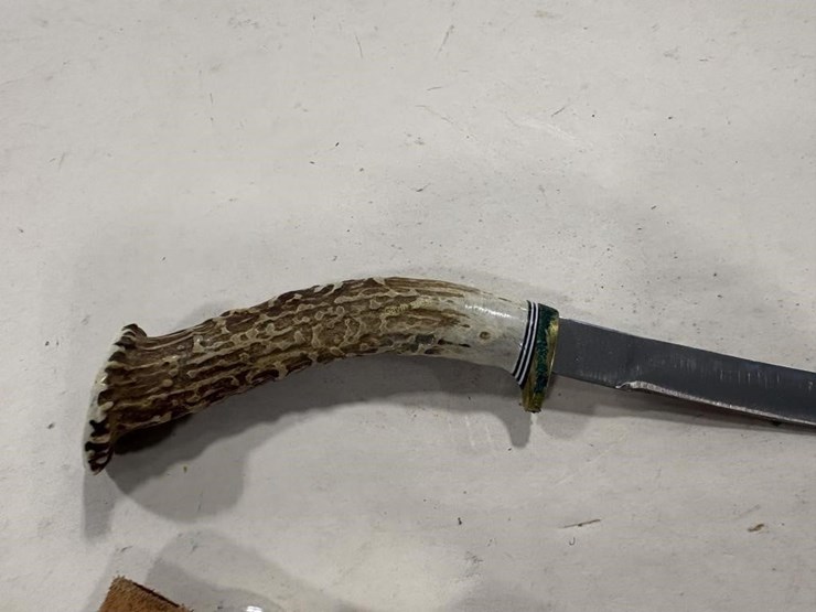 antlered-knife-image-3