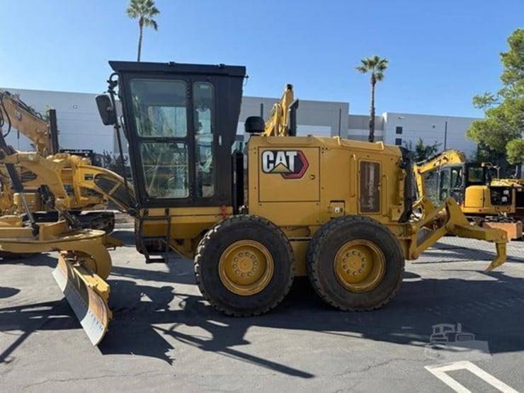 2023-caterpillar-140gc-image-3