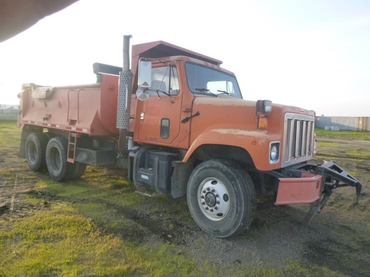 2001-international-2574-image-2