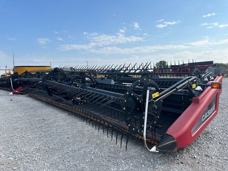 2012-case-ih-2162-image-1