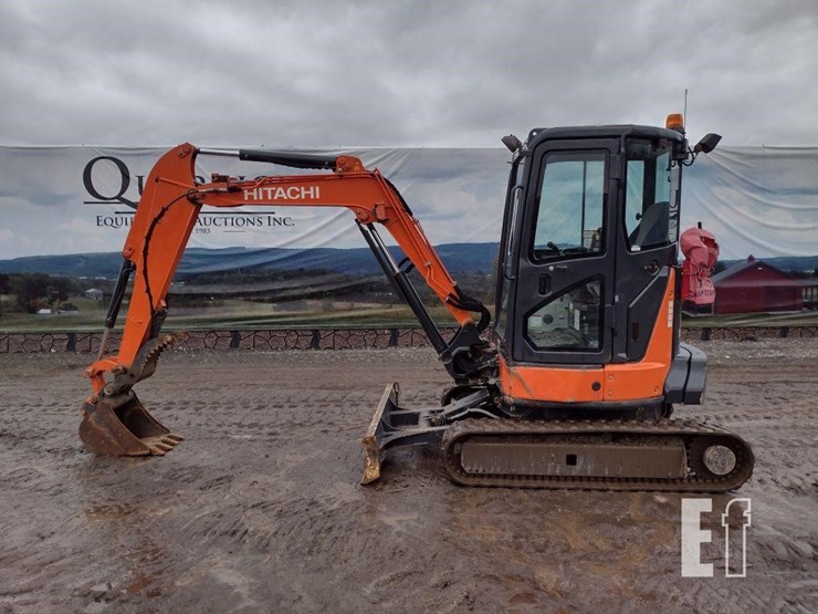 2014-hitachi-zx35u-image-1
