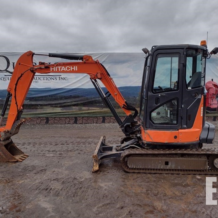 2014 HITACHI ZX35U