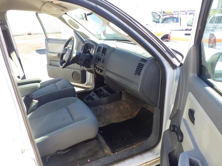 2007-dodge-dakota-image-6