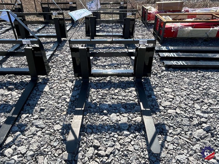 2026-mower-king-sa-skid-steer-forks-attachment-image-5