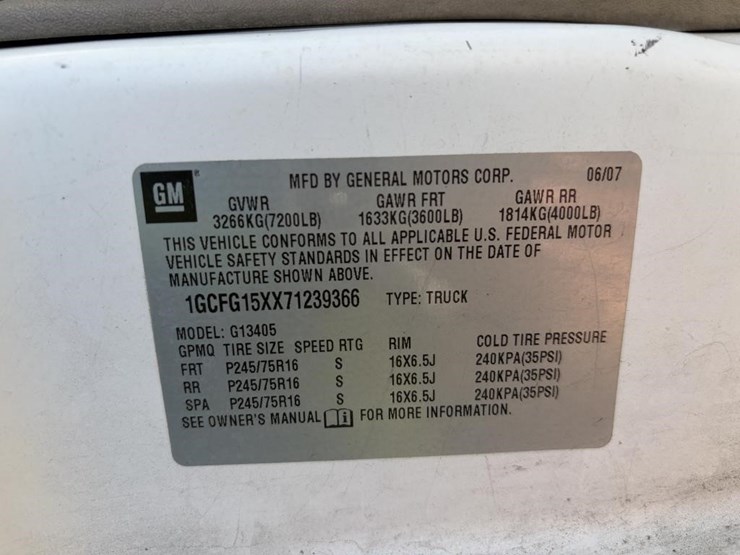 2007-utility-van-image-17