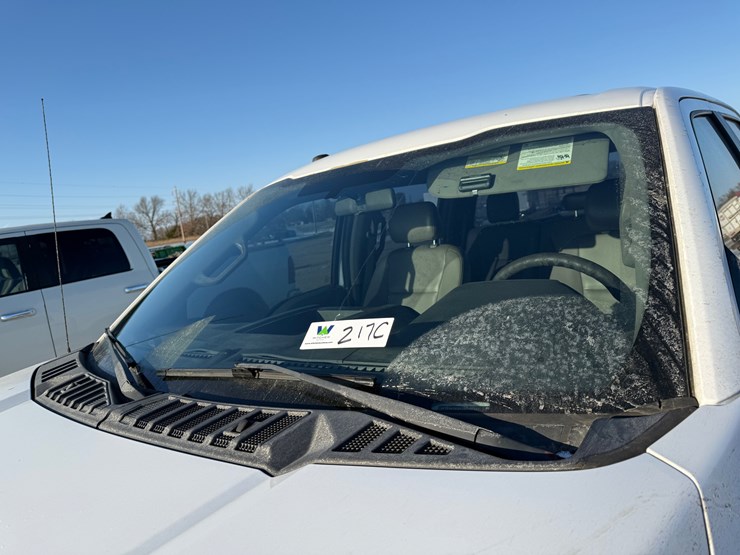 2018-ford-f150-xl-image-23