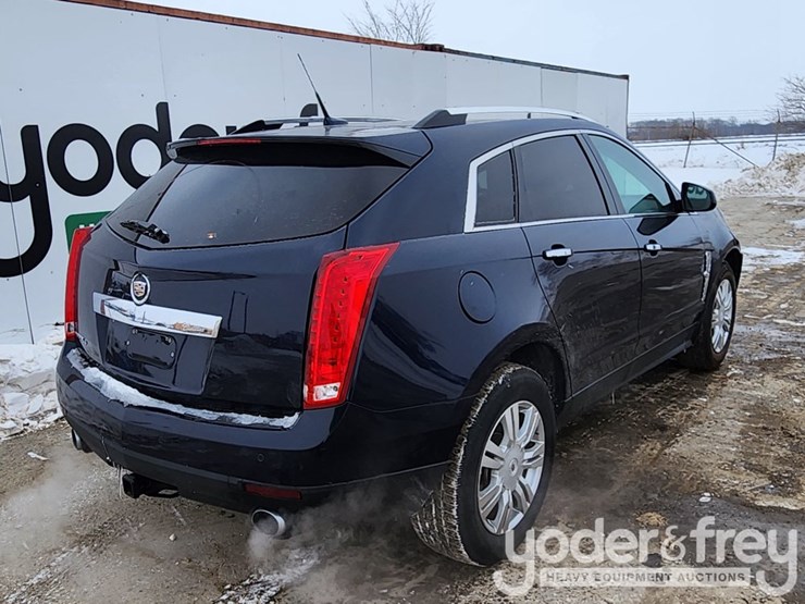 2011-cadillac-srx-image-44