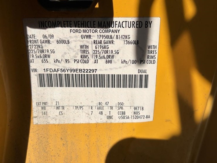 2009-ford-f550-image-16