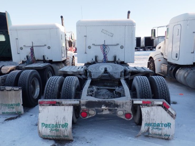 2014-peterbilt-386-image-10