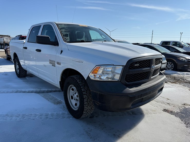 2019-dodge-1500-image-2
