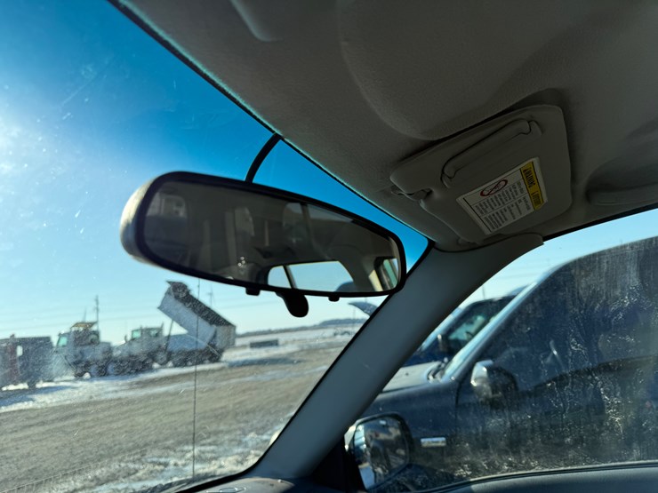 2004-chevrolet-tracker-image-29