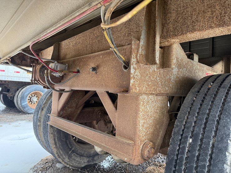 2000-wilson-hopper-bottom-image-13