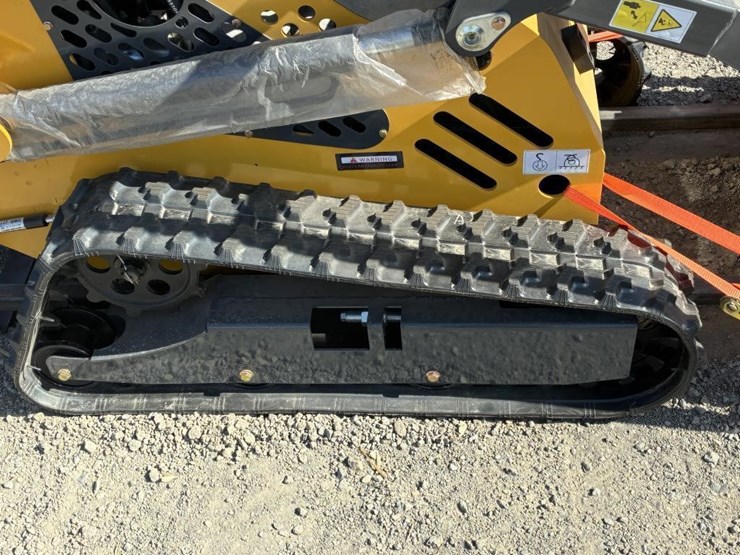 2025-sdlanch-sdll60-skid-steer-loader-image-7