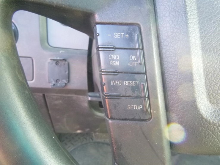 2013-ford-f150-image-18