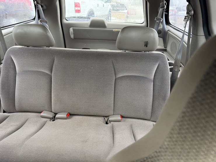 2002-dodge-grand-caravan-image-29