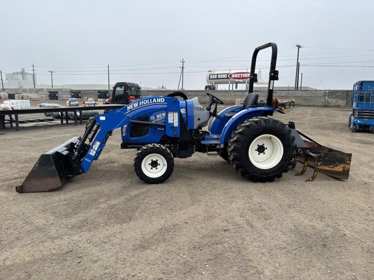 2017-new-holland-workmaster-40-image-5