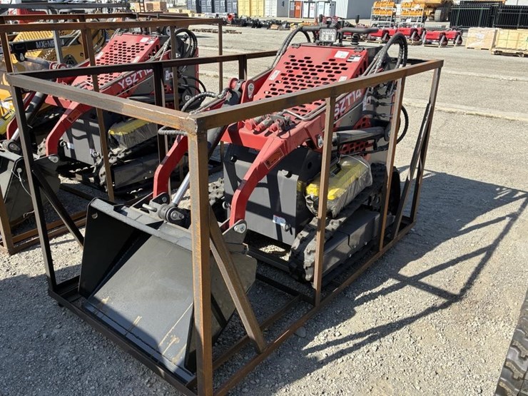 2026-agt-yszt14-skid-steer-loader-image-1