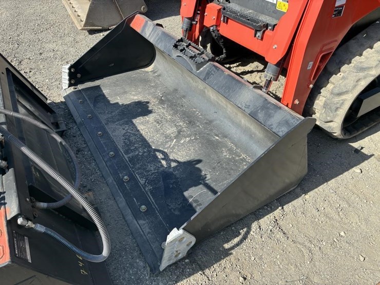 2024-kubota-svl75-3-image-5