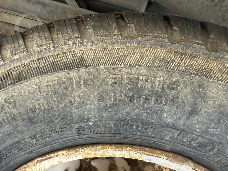 2000-isuzu-npr-image-8